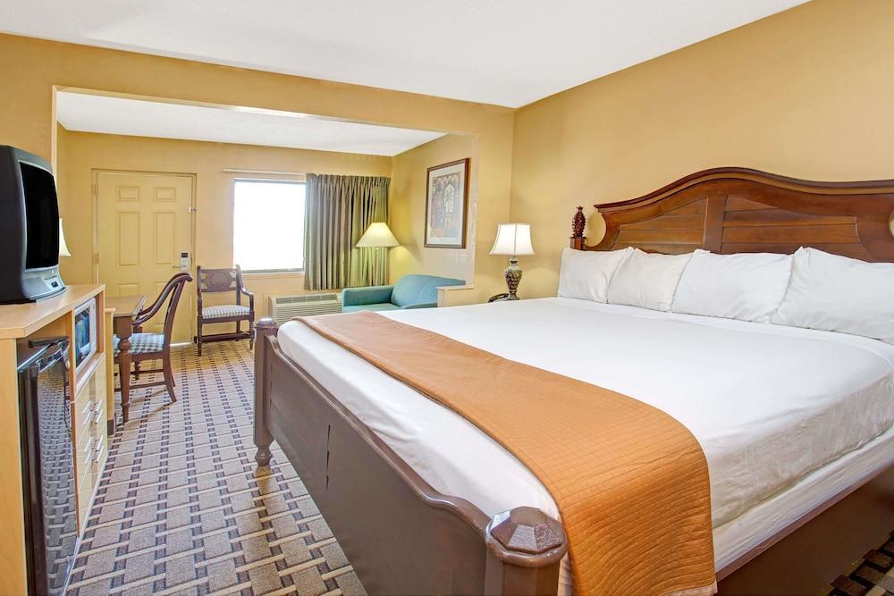 Travelodge Suites By Wyndham Kissimmee Orange Εξωτερικό φωτογραφία