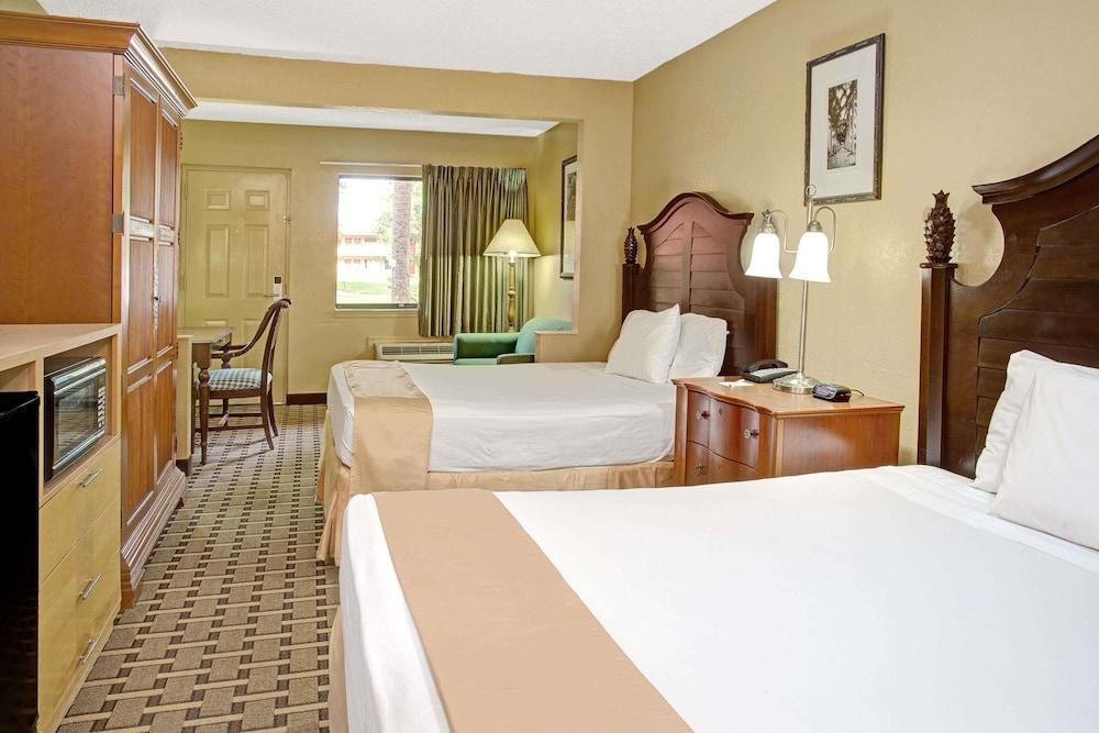 Travelodge Suites By Wyndham Kissimmee Orange Εξωτερικό φωτογραφία